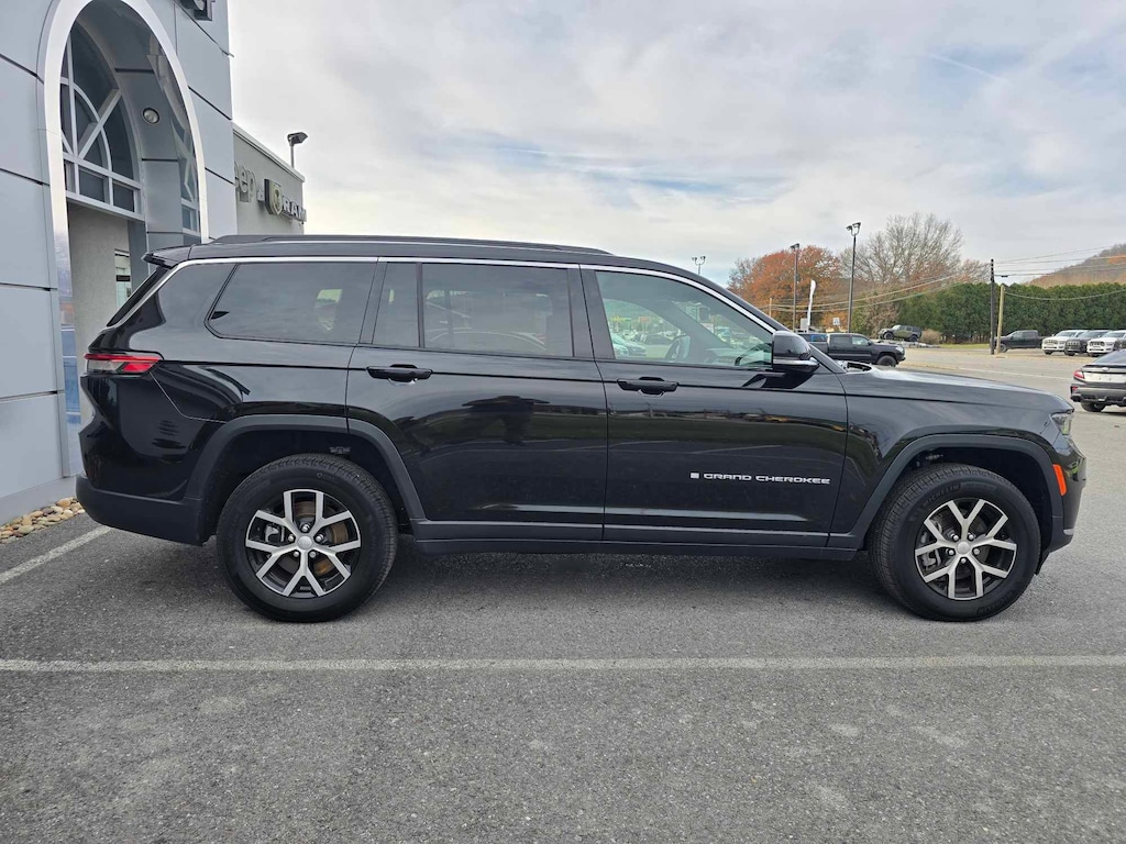 Used 2025 Jeep Grand Cherokee L Limited SUV