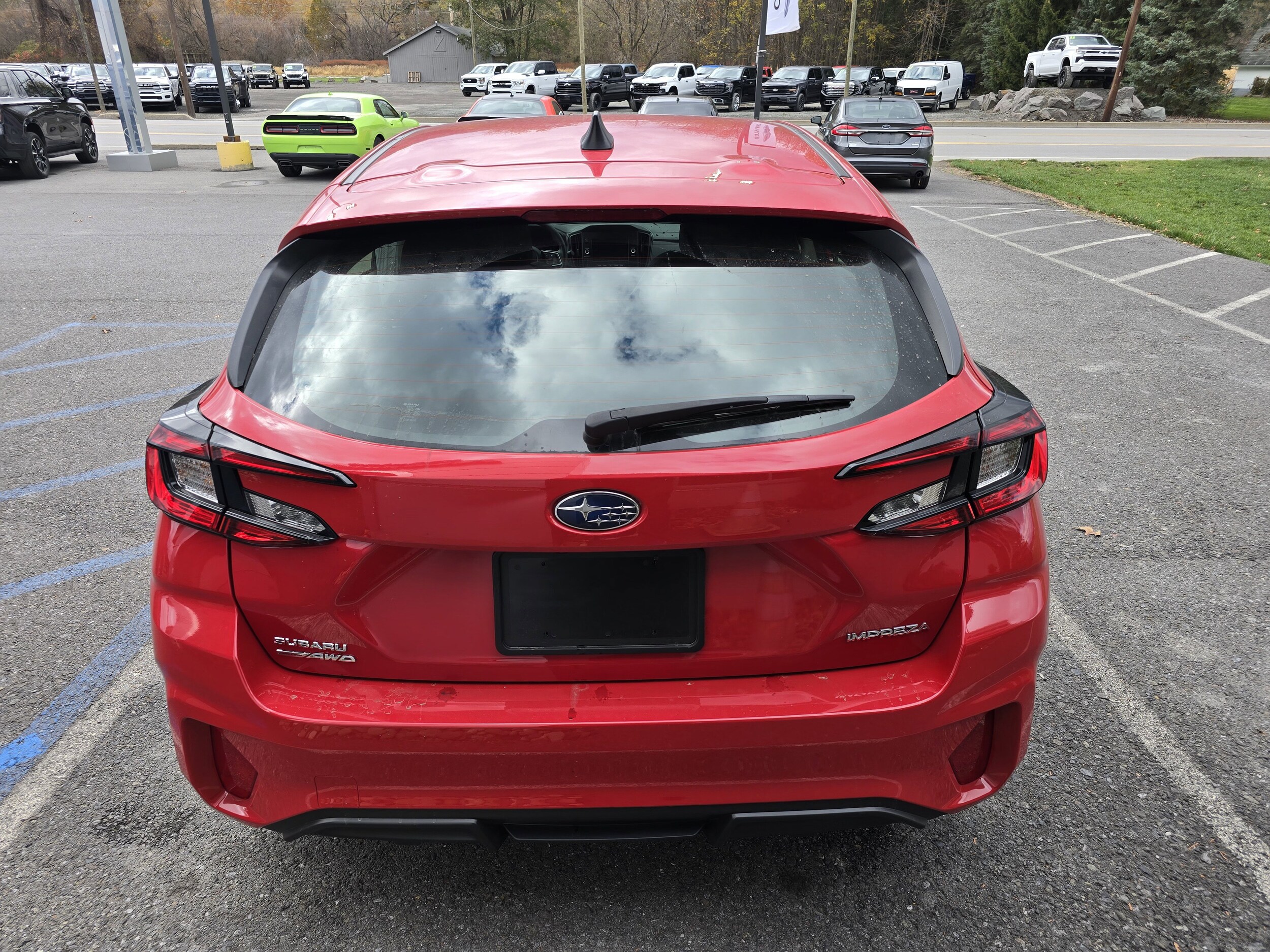 2025 Subaru Impreza Base photo 3