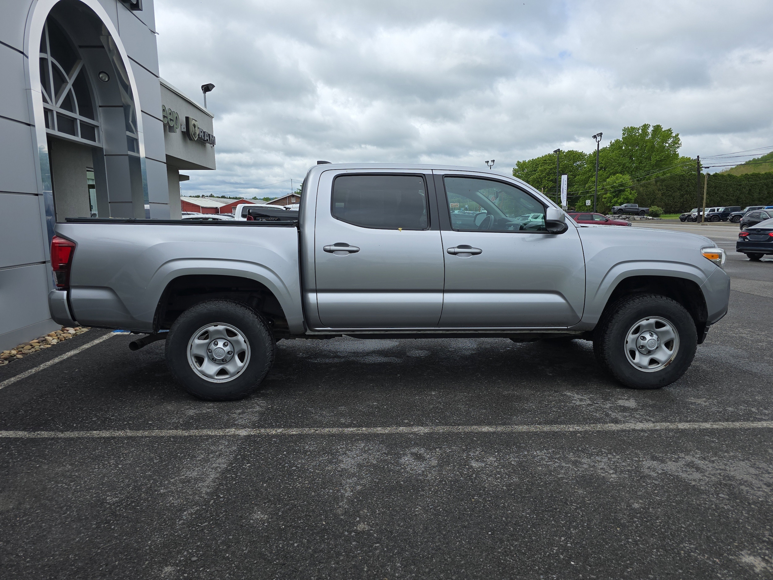 Used 2021 Toyota Tacoma SR with VIN 3TYCZ5AN4MT013626 for sale in Mansfield, PA