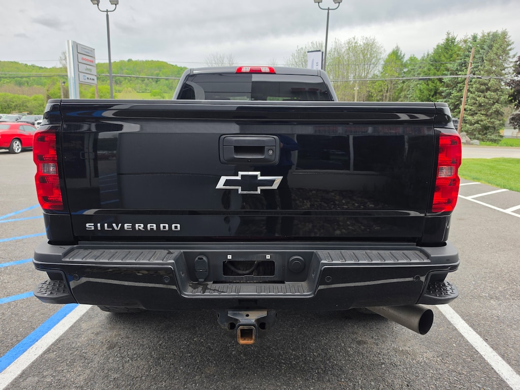 Used 2015 Chevrolet Silverado 2500HD Built After Aug 14 High Country Truck Crew Cab