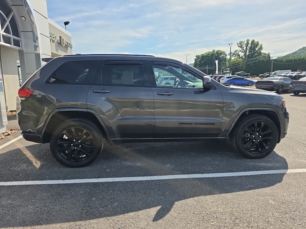 Used 2020 Jeep Grand Cherokee Altitude SUV
