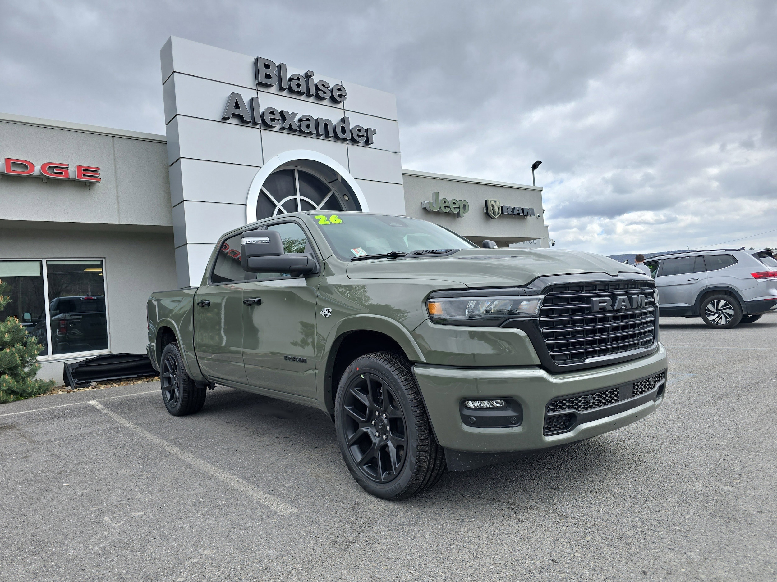 2026 RAM 1500 Laramie 4x4 Crew Cab 5'7's photo