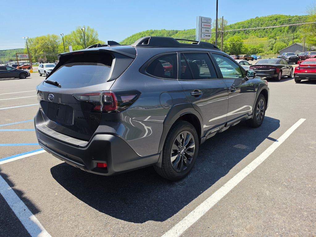 Used 2025 Subaru Outback Onyx Edition SUV
