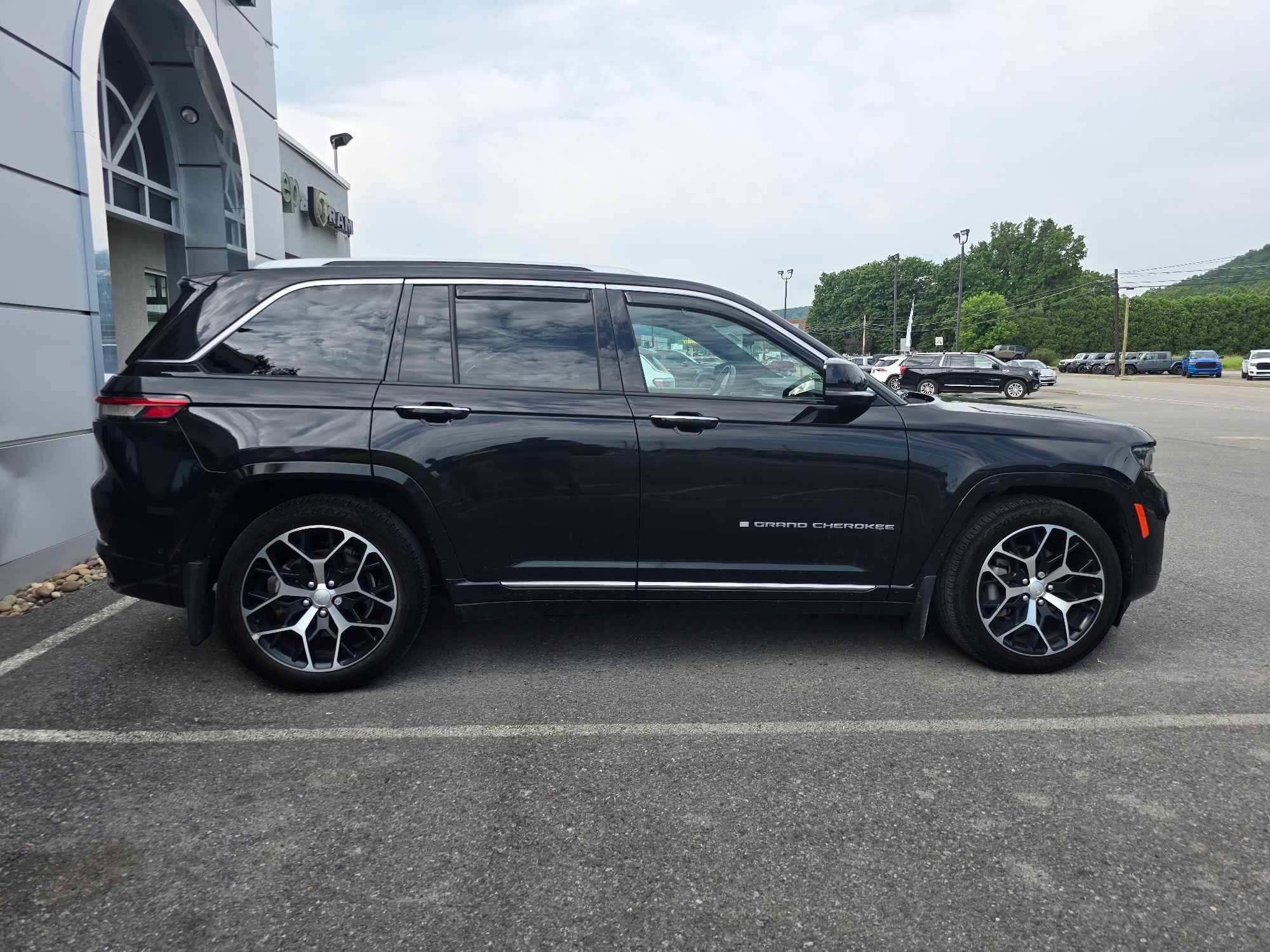 Used 2022 Jeep Grand Cherokee Summit Reserve with VIN 1C4RJHET2N8510283 for sale in Mansfield, PA
