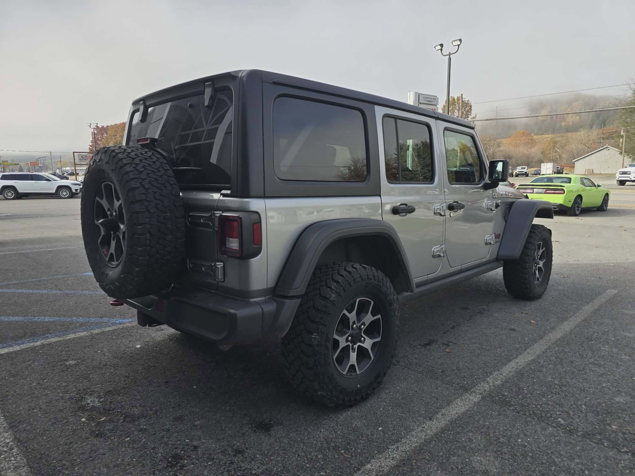 2018 Jeep Wrangler Unlimited Rubicon photo 2