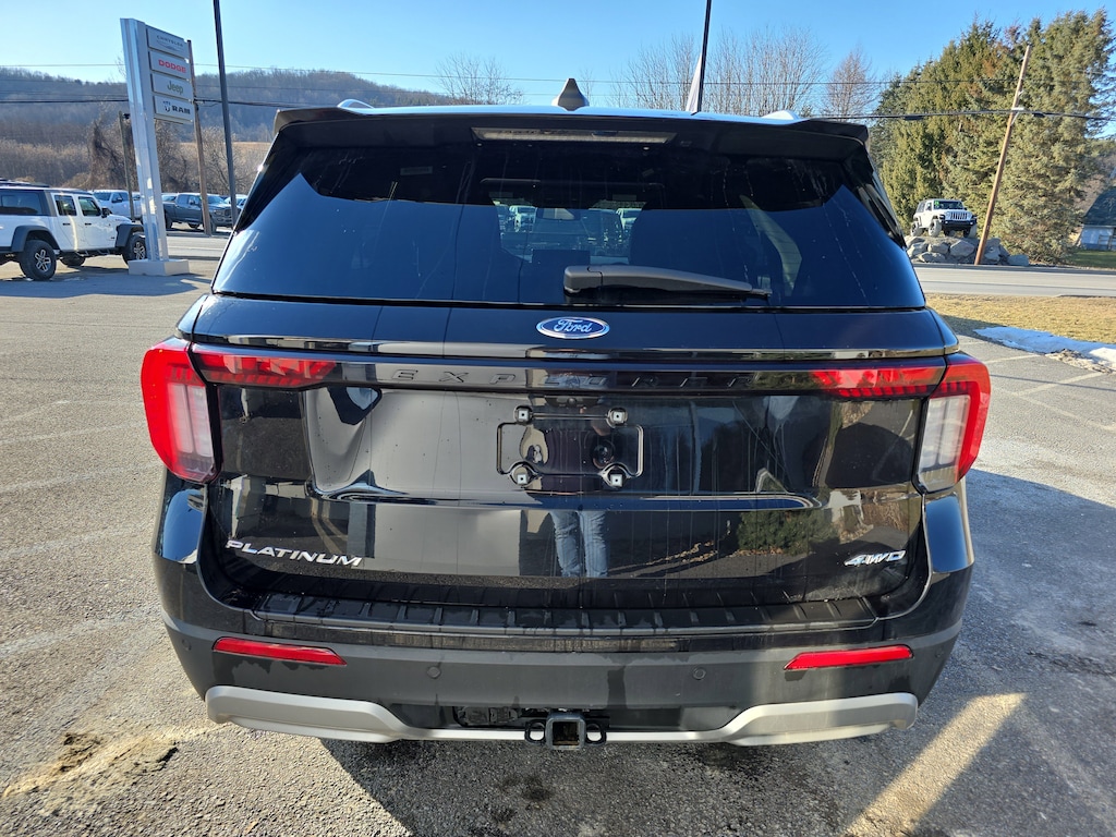 Used 2025 Ford Explorer Platinum SUV