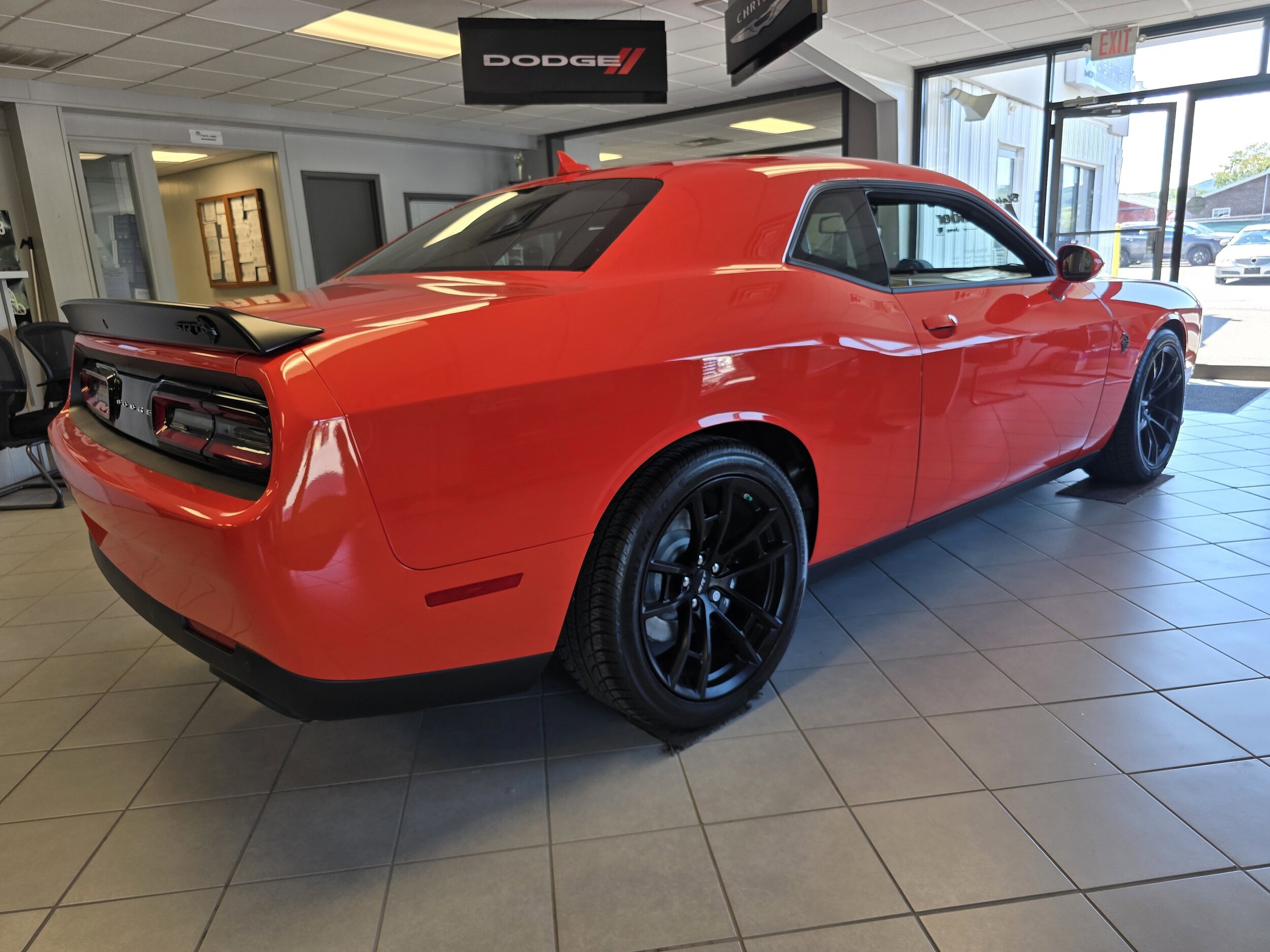 2023 Dodge Challenger SRT8 Hellcat photo 4