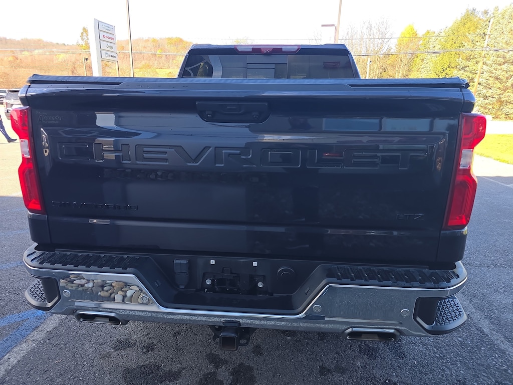 Used 2022 Chevrolet Silverado 1500 LTZ Truck Crew Cab