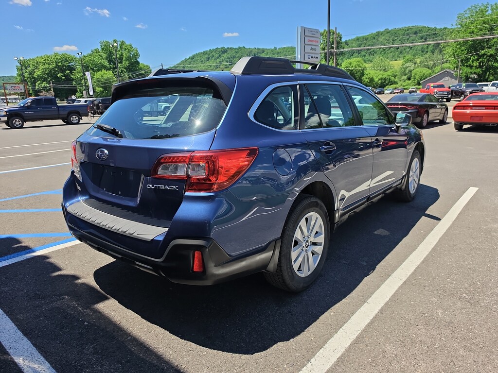 Used 2019 Subaru Outback 2.5i SUV