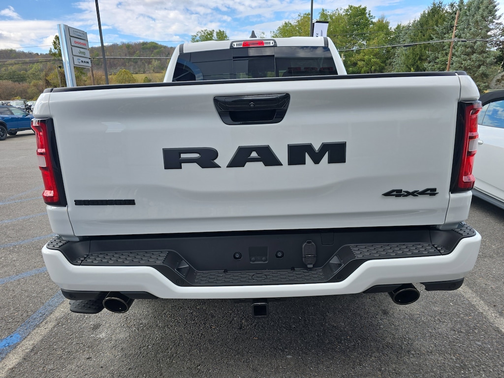 New 2026 Ram 1500 BIG HORN CREW CAB 4X4 5'7 BOX Pickup