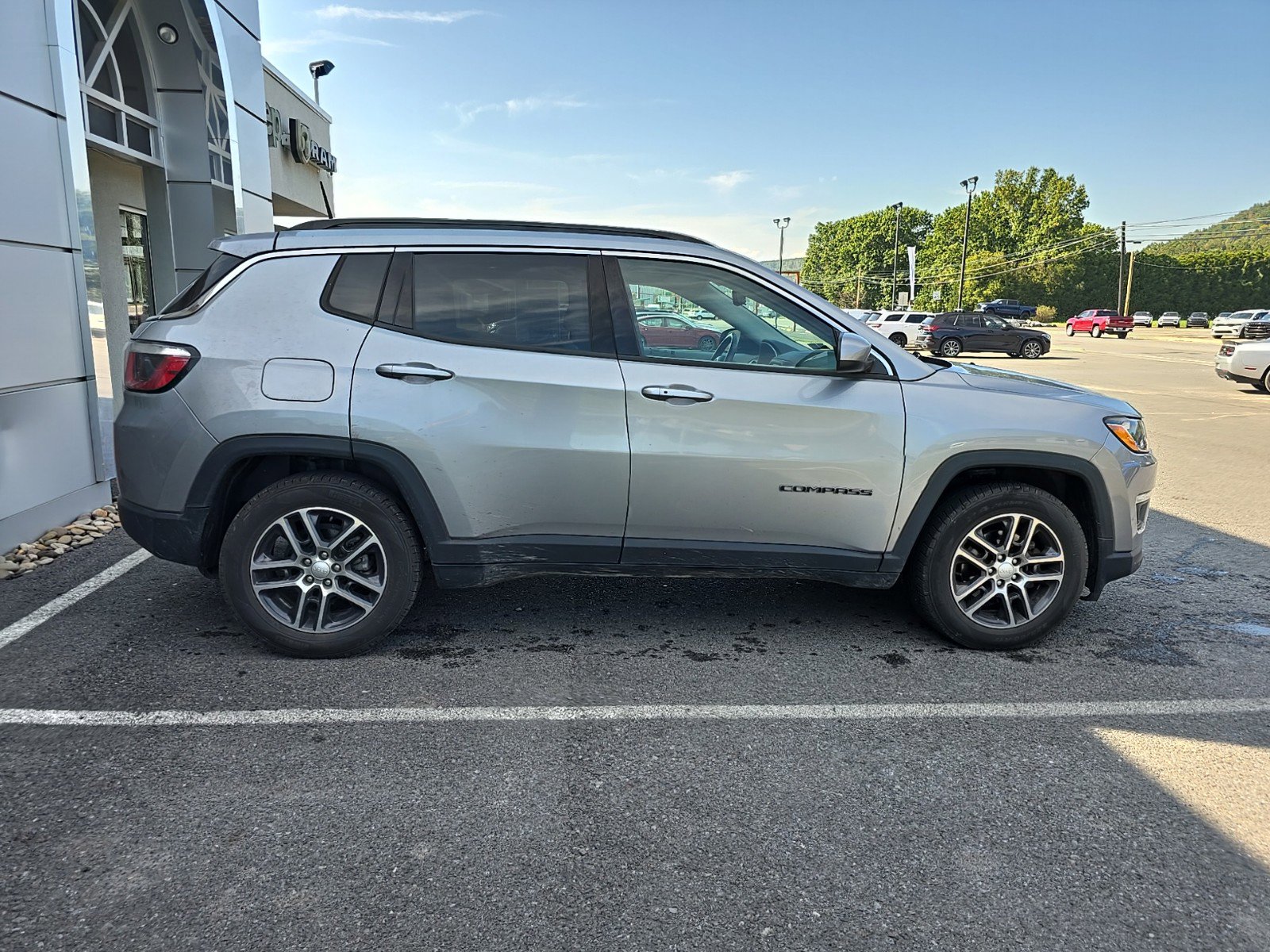 Used 2018 Jeep Compass Sun & Wheel with VIN 3C4NJCBB0JT487501 for sale in Mansfield, PA