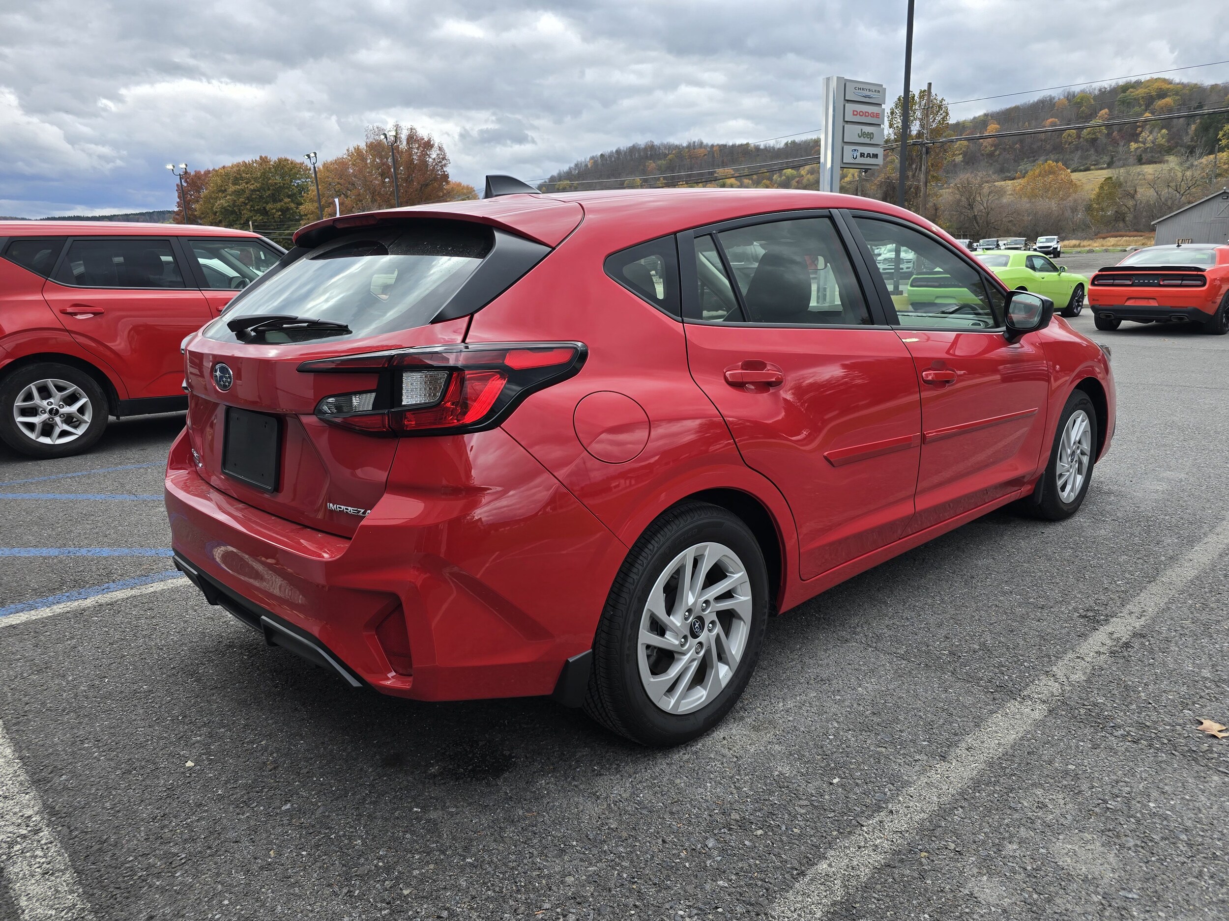 2025 Subaru Impreza Base photo 2