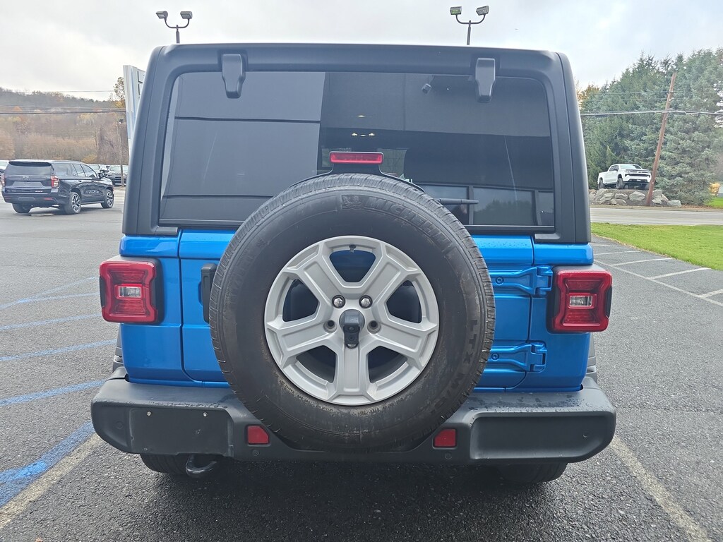 Used 2021 Jeep Wrangler Unlimited Sport SUV