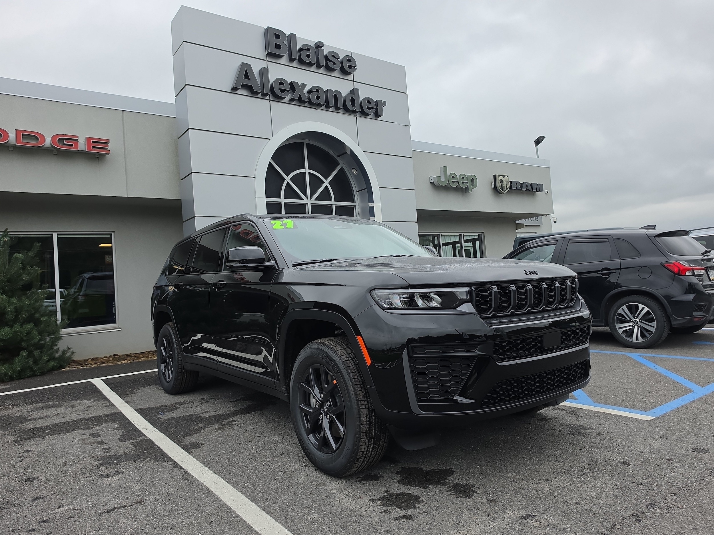 2027 Jeep Grand Cherokee L