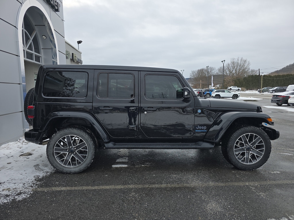Used 2024 Jeep Wrangler 4xe High Altitude SUV