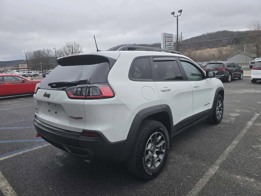 Used 2022 Jeep Cherokee Trailhawk SUV