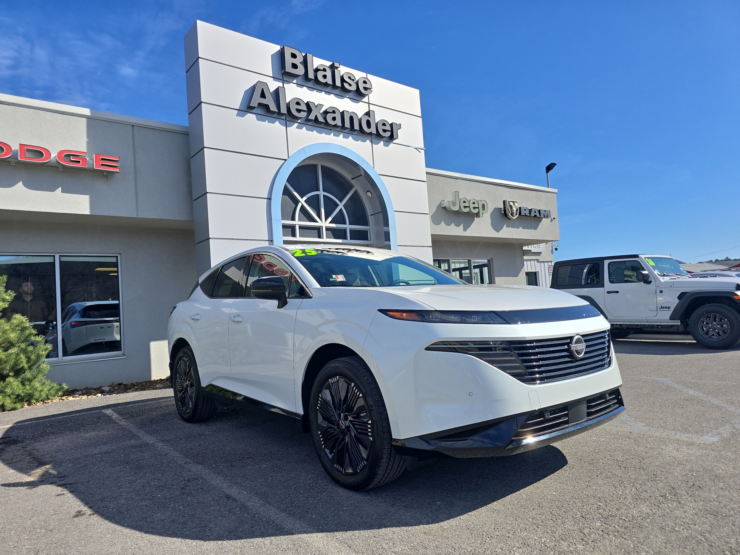 2025 Nissan Murano Platinum