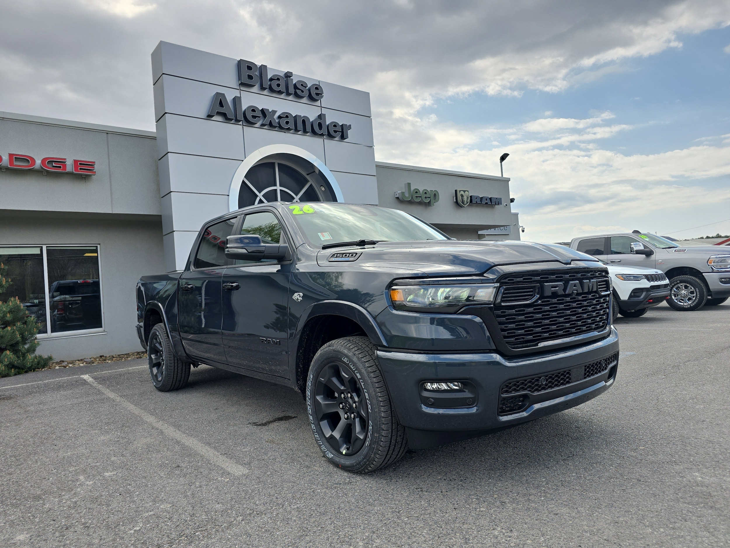 2026 RAM 1500 Big Horn/Lone Star 4x4 Crew Cab 5'7's photo