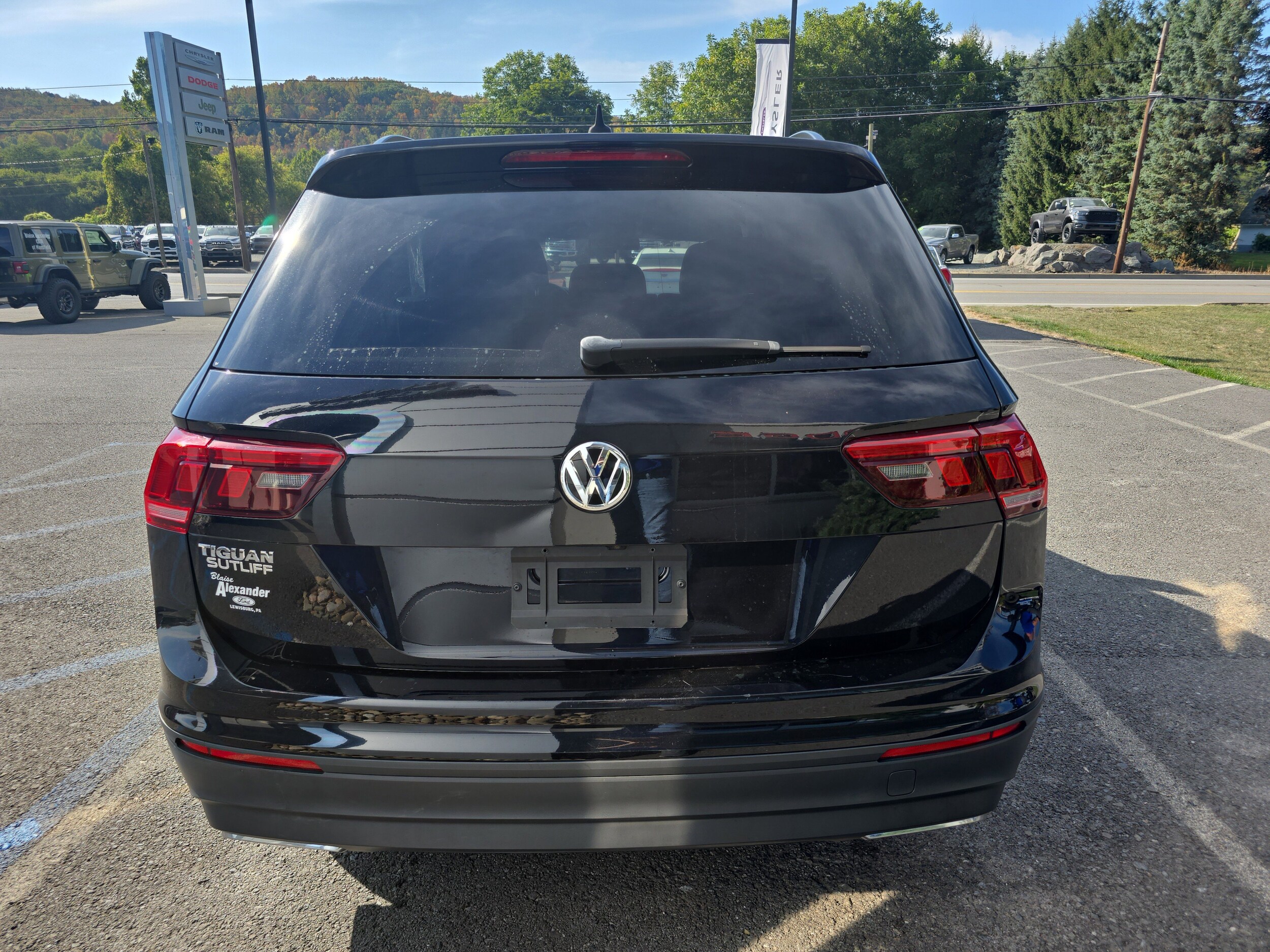2020 Volkswagen Tiguan S photo 4