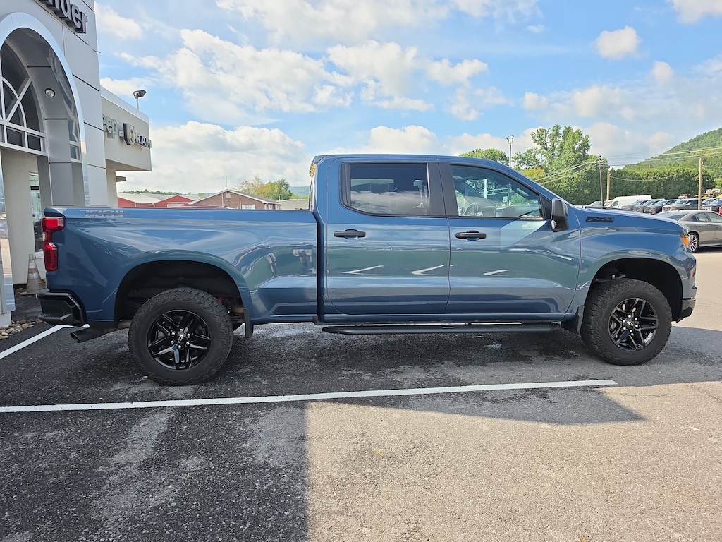 Used 2024 Chevrolet Silverado 1500 Custom Trail Boss Truck Crew Cab