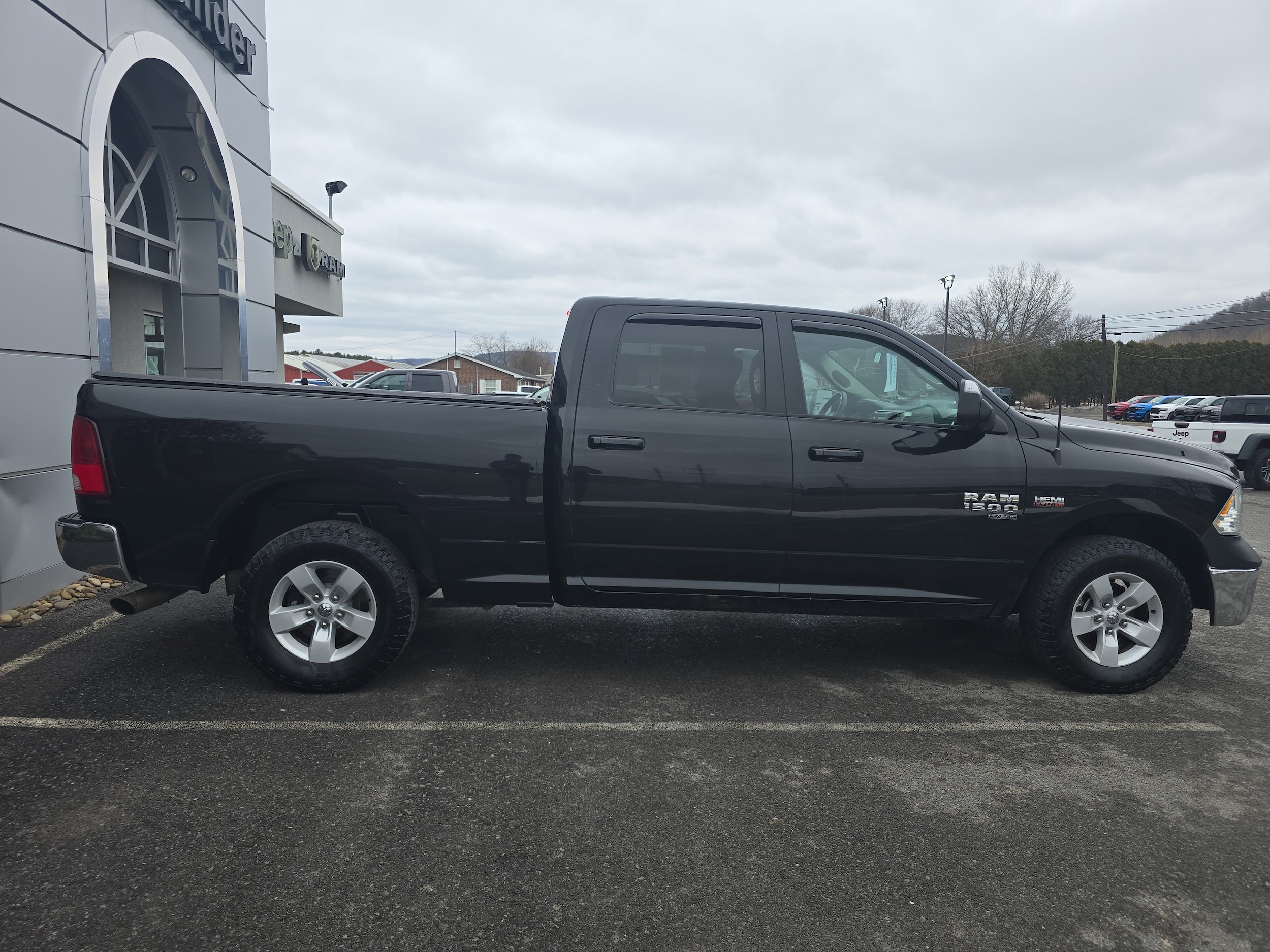 Used 2019 RAM Ram 1500 Classic SLT with VIN 1C6RR7TT8KS606270 for sale in Mansfield, PA