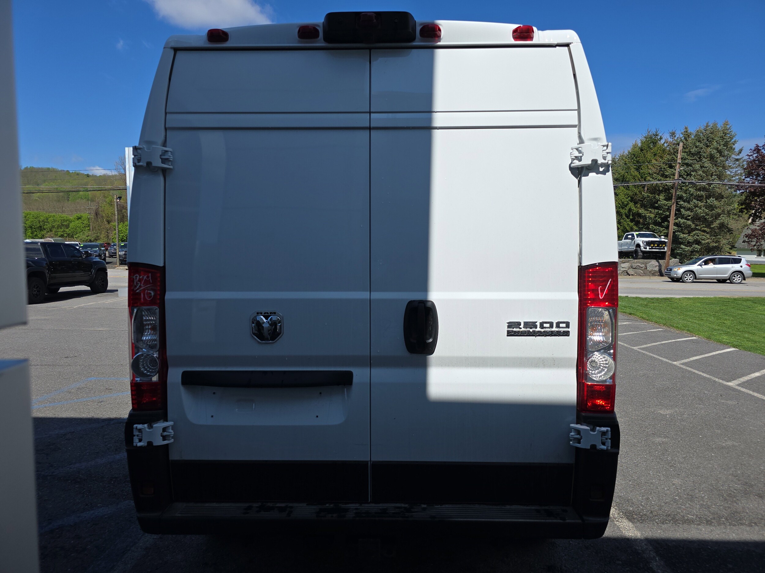 2025 Ram ProMaster 2500 photo 4
