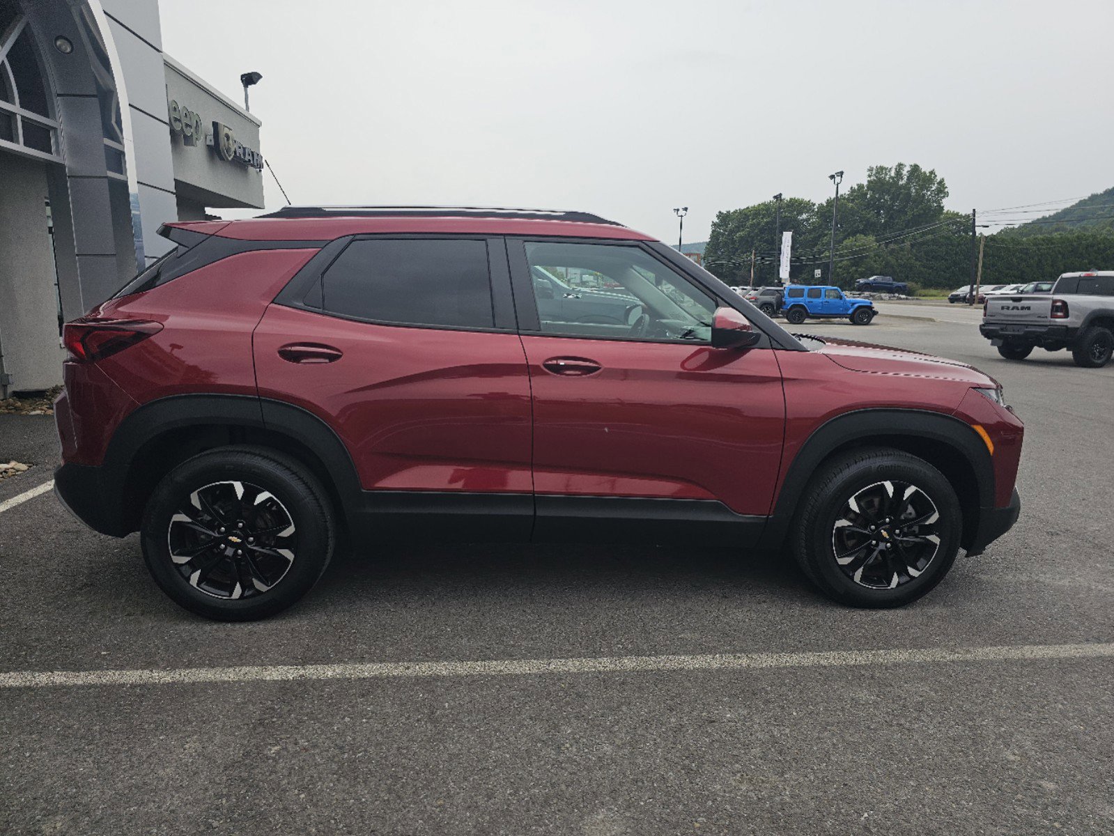 Used 2021 Chevrolet Trailblazer LT with VIN KL79MRSL8MB067153 for sale in Mansfield, PA