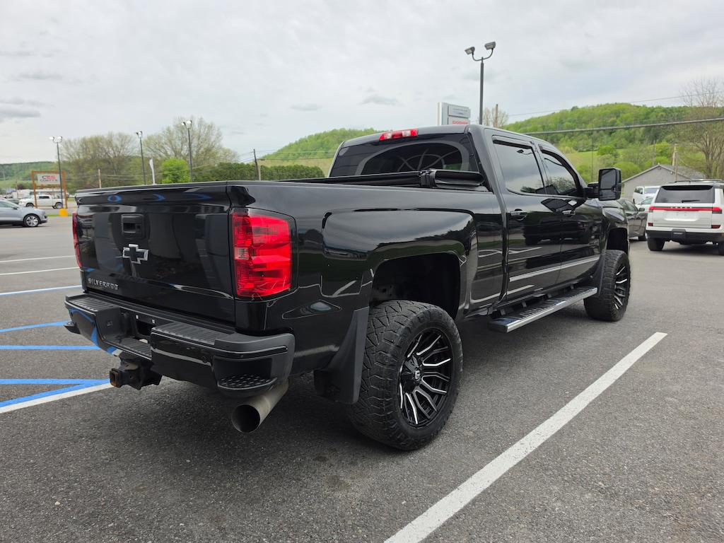 Used 2015 Chevrolet Silverado 2500HD Built After Aug 14 High Country Truck Crew Cab