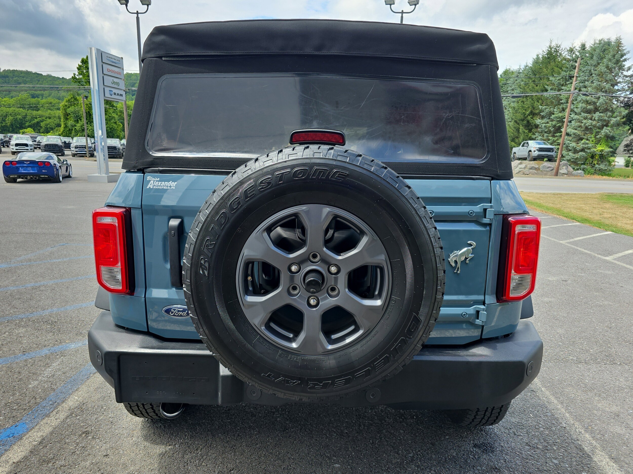 2022 Ford Bronco Big Bend photo 3