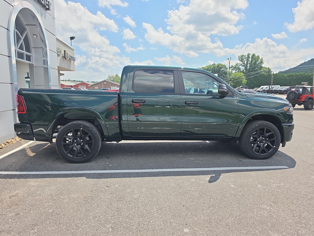 New 2026 Ram 1500 LARAMIE CREW CAB 4X4 5'7 BOX Pickup