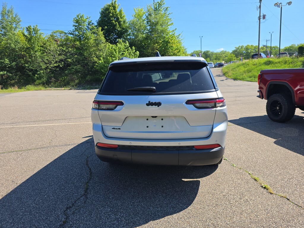 Used 2023 Jeep Grand Cherokee L Altitude X SUV