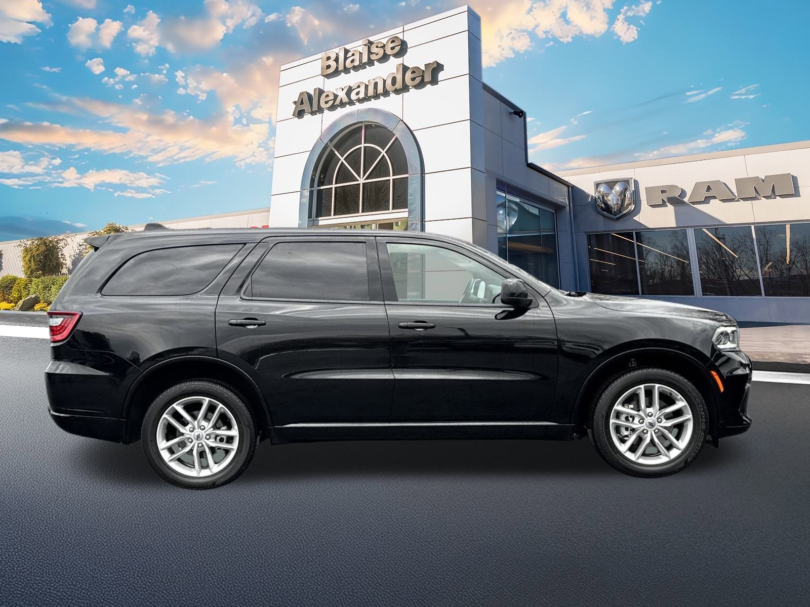 Certified 2024 Dodge Durango GT with VIN 1C4RDJDG5RC144437 for sale in Lewisburg, PA