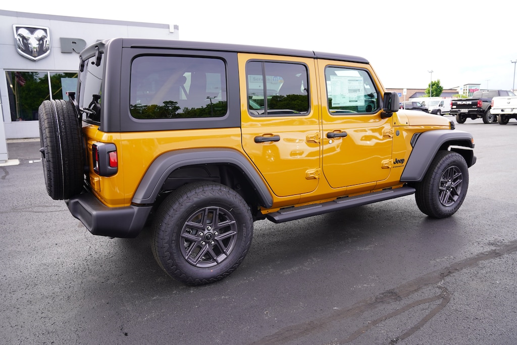 New 2026 Jeep Wrangler 4-DOOR SPORT S Sport Utility