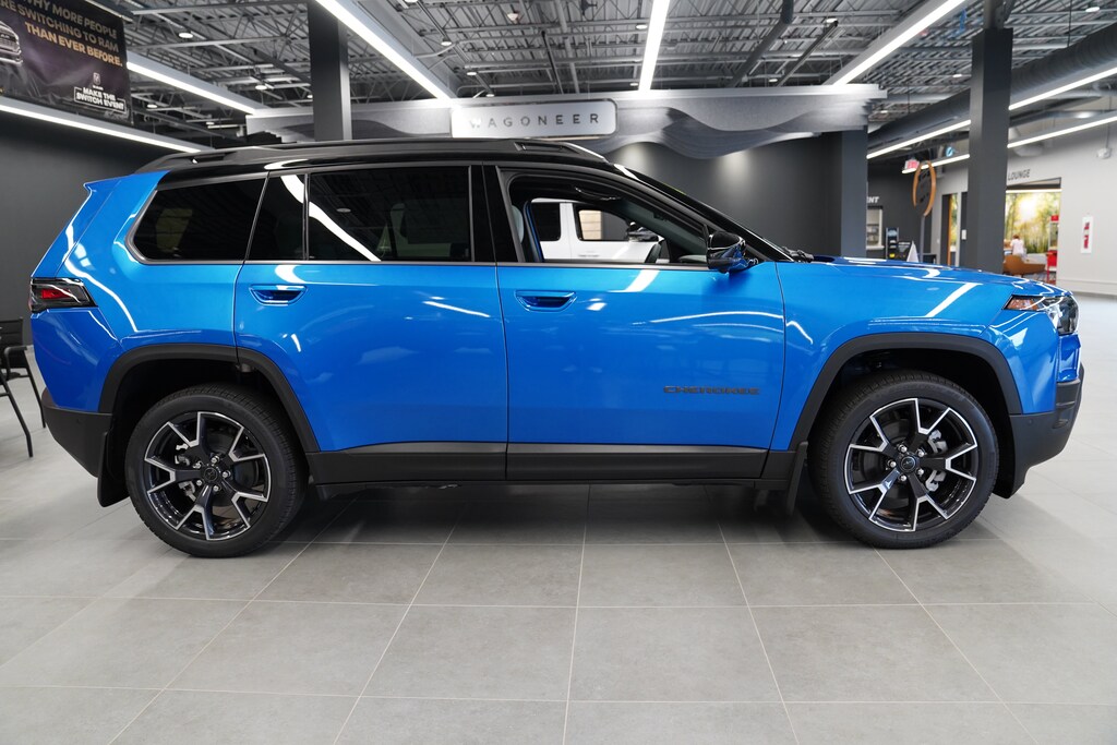 New 2026 Jeep Cherokee OVERLAND 4X4 Sport Utility