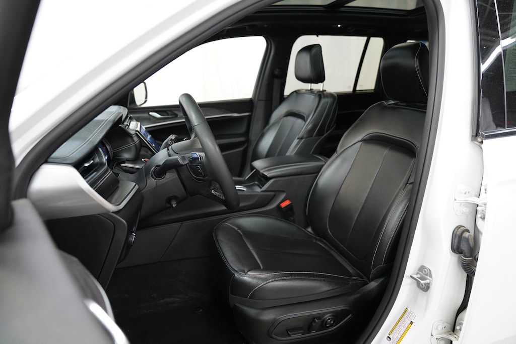 Used 2024 Jeep Grand Cherokee Limited SUV