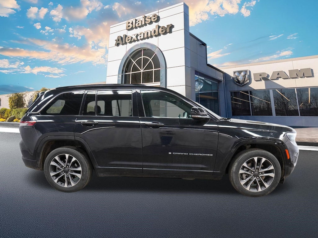 Certified 2023 Jeep Grand Cherokee 4xe Overland SUV