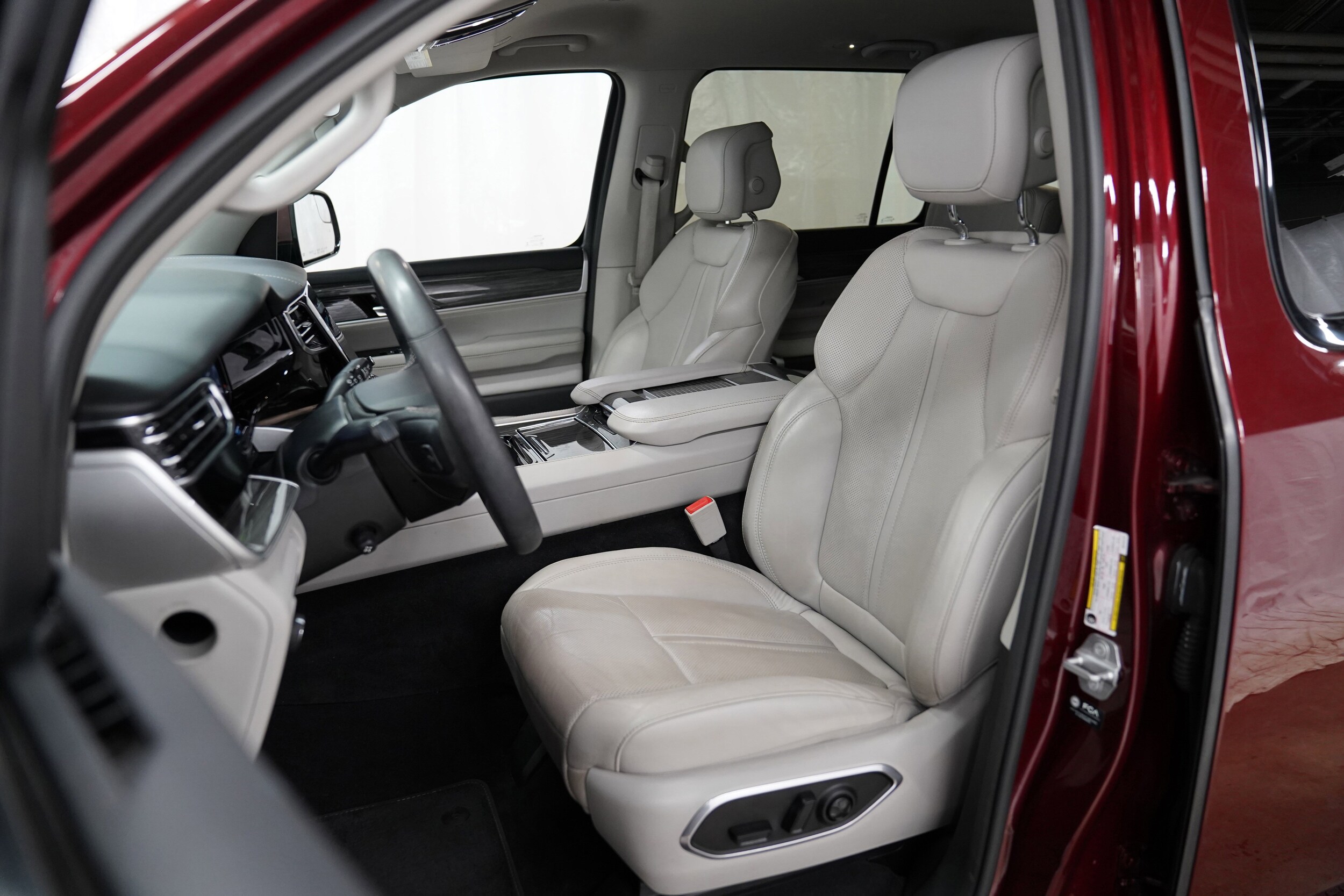 2022 Jeep Wagoneer Series II photo 4