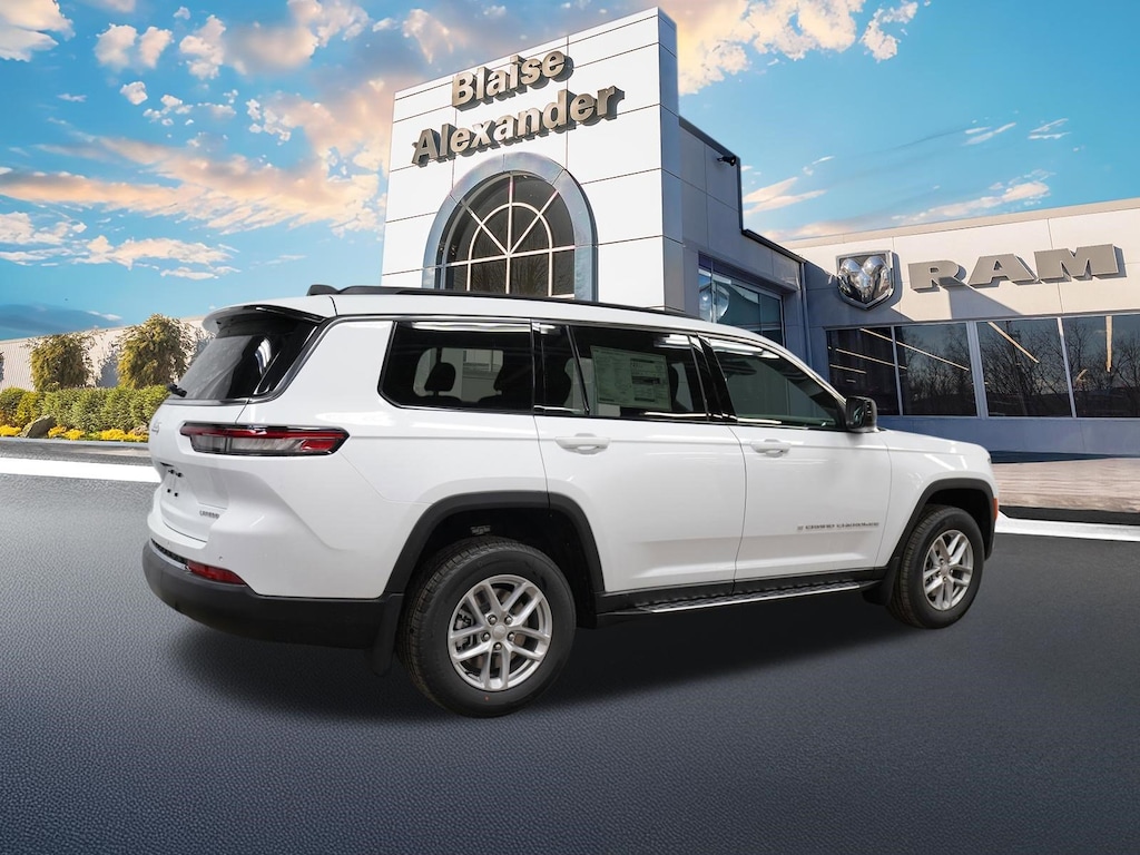 New 2026 Jeep Grand Cherokee L LAREDO X 4X4 Sport Utility