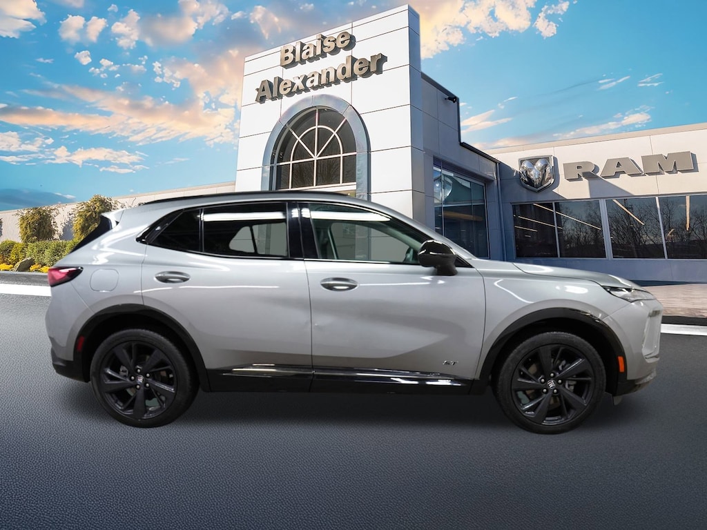 Used 2025 Buick Envision Sport Touring SUV