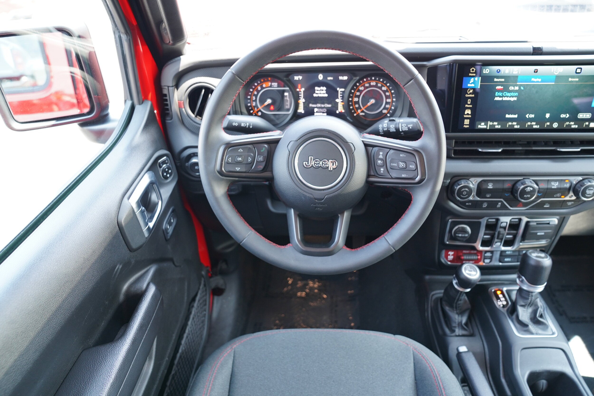 2024 Jeep Wrangler 4-Door Rubicon - Photo 11