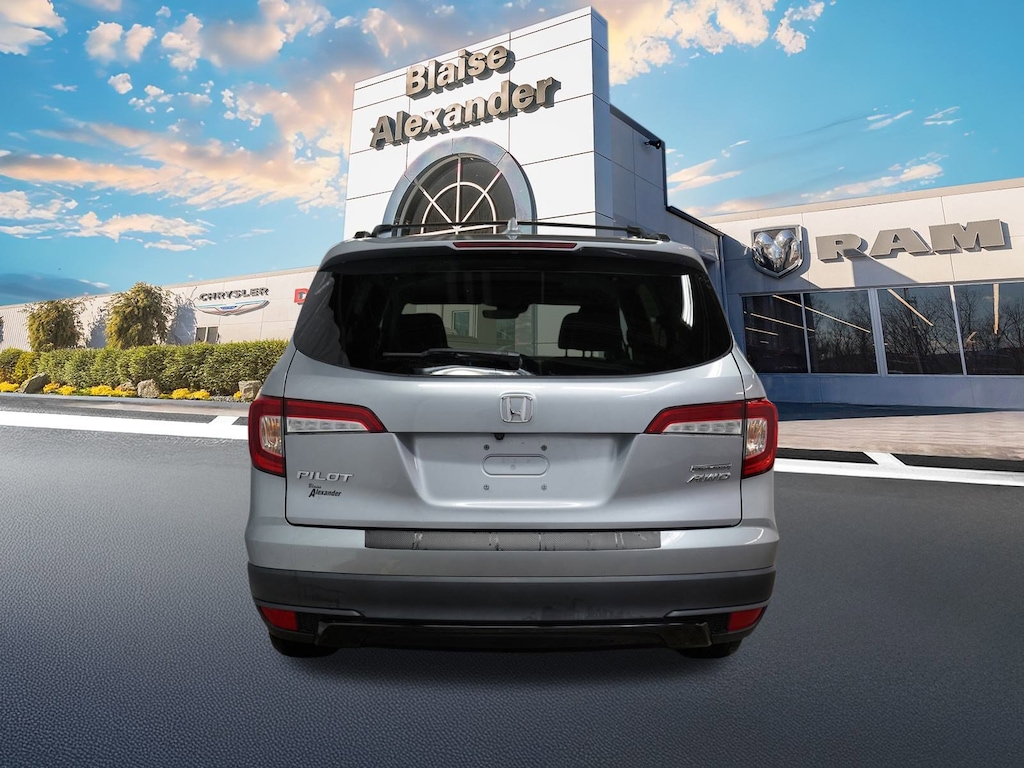 Used 2021 Honda Pilot Special Edition SUV