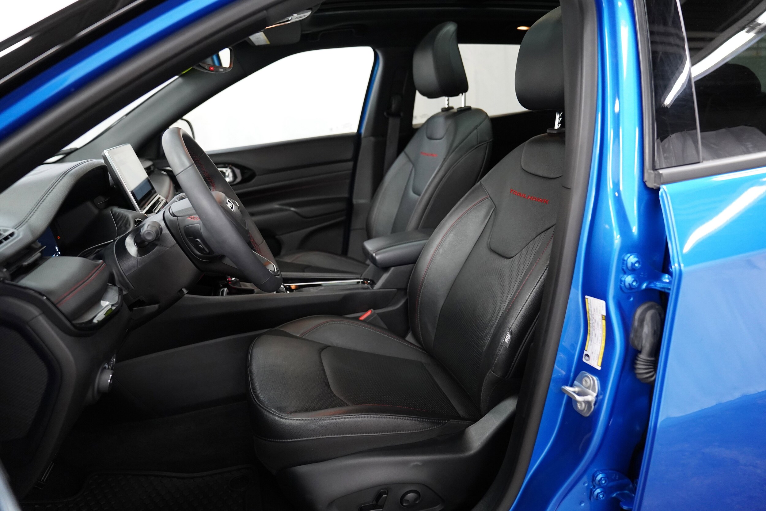 2024 Jeep Compass Trailhawk photo 4