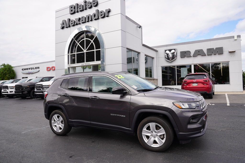Used 2022 Jeep Compass Latitude SUV