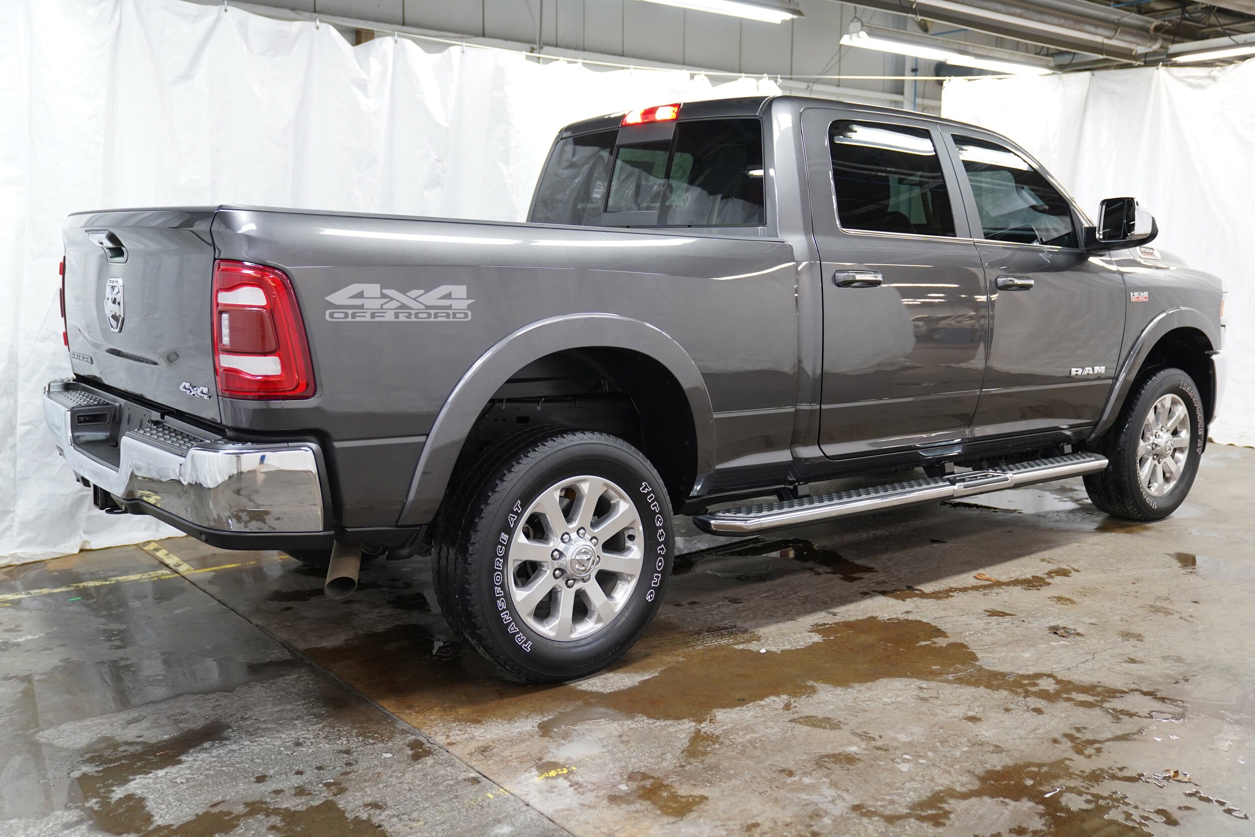 2022 Ram 2500 Laramie photo 3