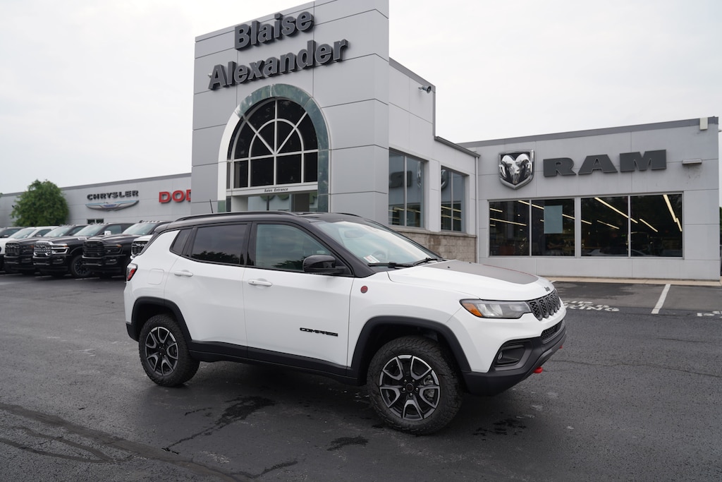New 2026 Jeep Compass TRAILHAWK 4X4 Sport Utility