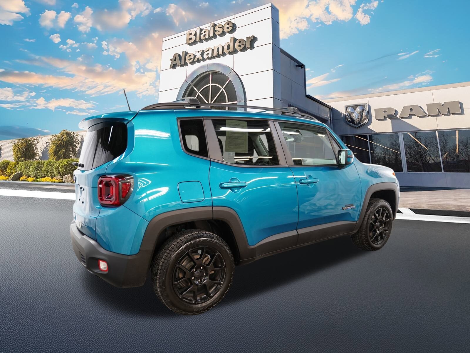 2020 Jeep Renegade Altitude photo 3