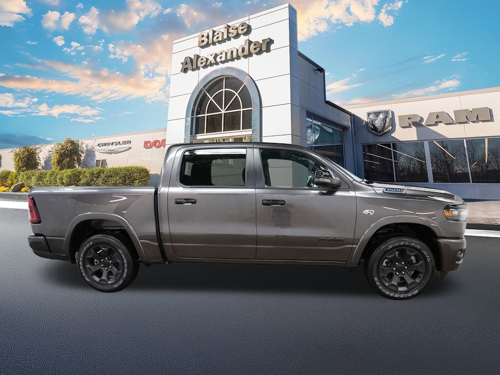 New 2026 Ram 1500 BIG HORN CREW CAB 4X4 5'7 BOX Pickup