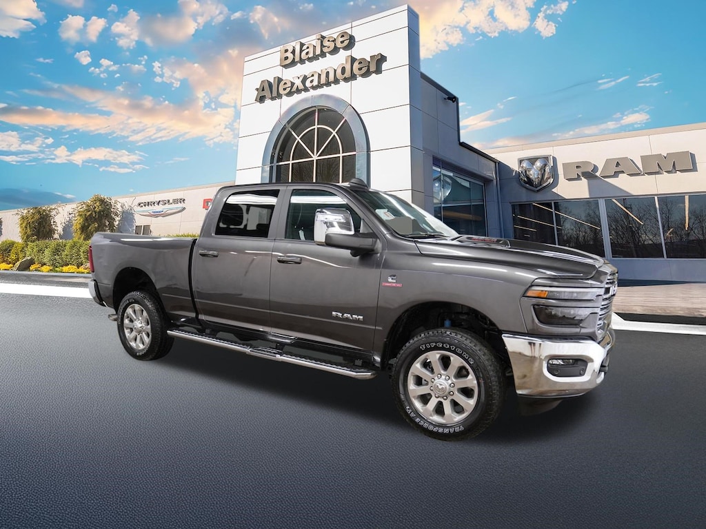 New 2025 Ram 2500 LARAMIE CREW CAB 4X4 6'4 BOX Pickup
