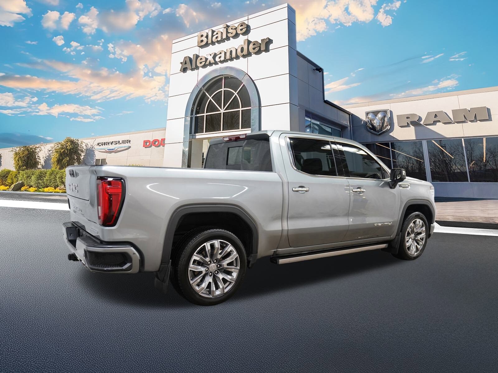 2023 Gmc Sierra 1500 Denali photo 3
