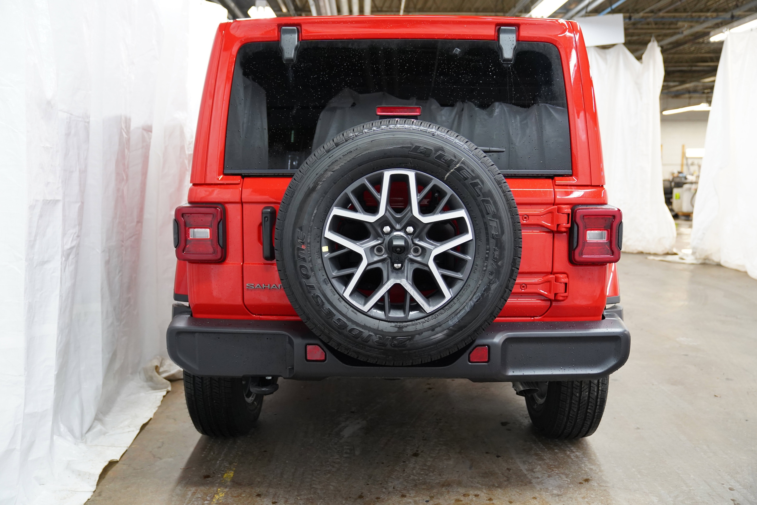 2026 Jeep Wrangler 4-Door Sahara - Photo 6